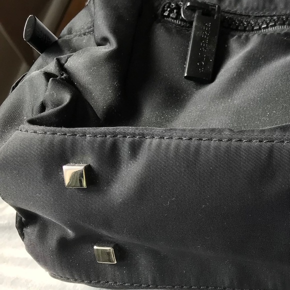 Holt Renfrew toiletry bag NEW - Picture 5 of 5